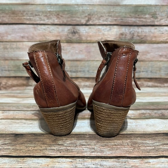 Frye Judith Brown Leather Ankle Boots - Picture 8 of 9